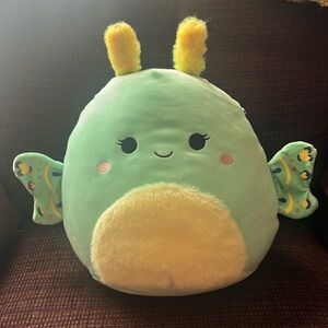 NWT Squishmallow “Connie the Emerald Moth”, emerald green, w yellow antennas!